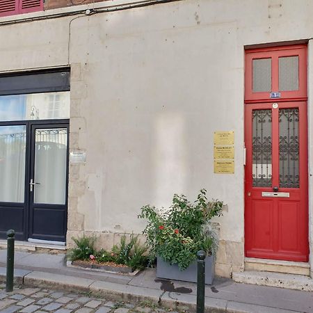 Quietude Au Bord De Loire. Apartment Орлеан Екстериор снимка