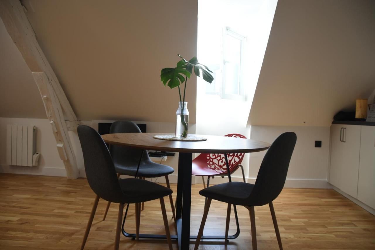 Quietude Au Bord De Loire. Apartment Орлеан Екстериор снимка